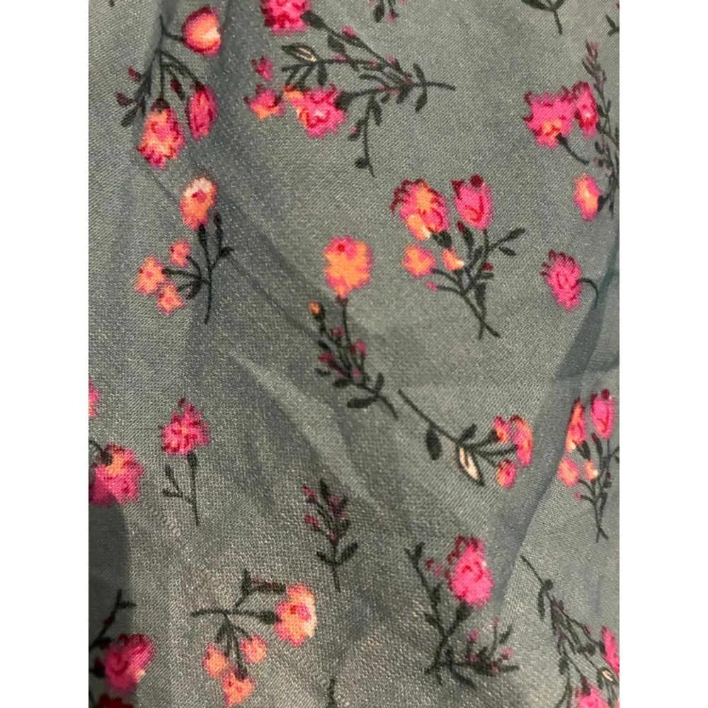 0125 Beautiful blue cottage-core dress with pink posies. Size- S/M - Picture 5 of 8